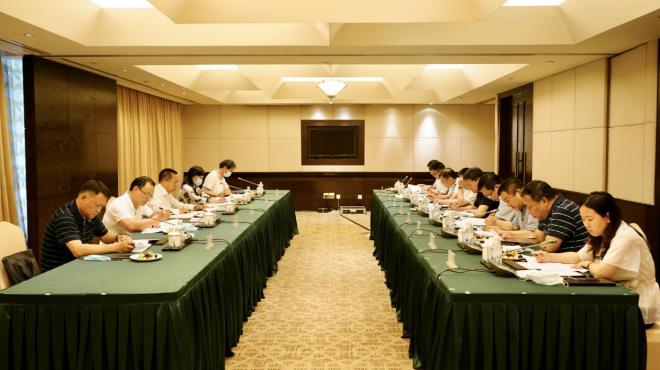 ʡί������γ�����һ�е��м�����ҵ��λ����ˢ������