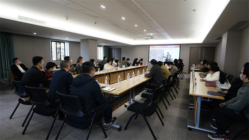 ���������ſ�չ2021�����������ר����ѵ�����˶�