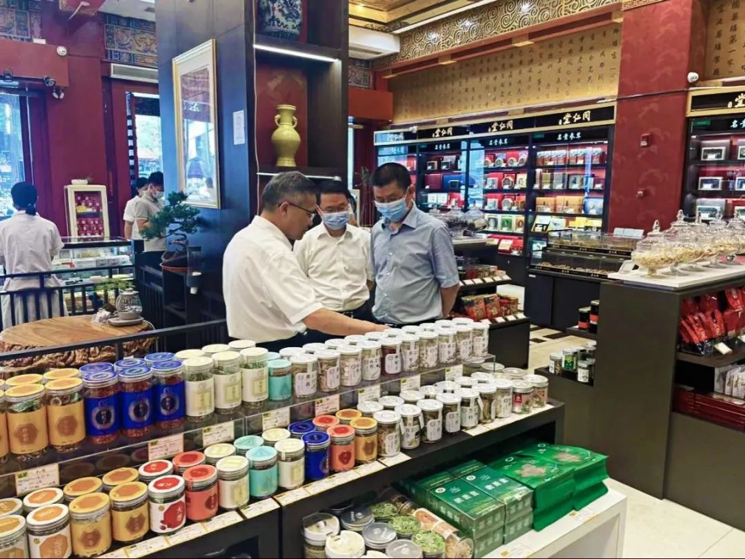 �����򵼸��������󿵽���˾����