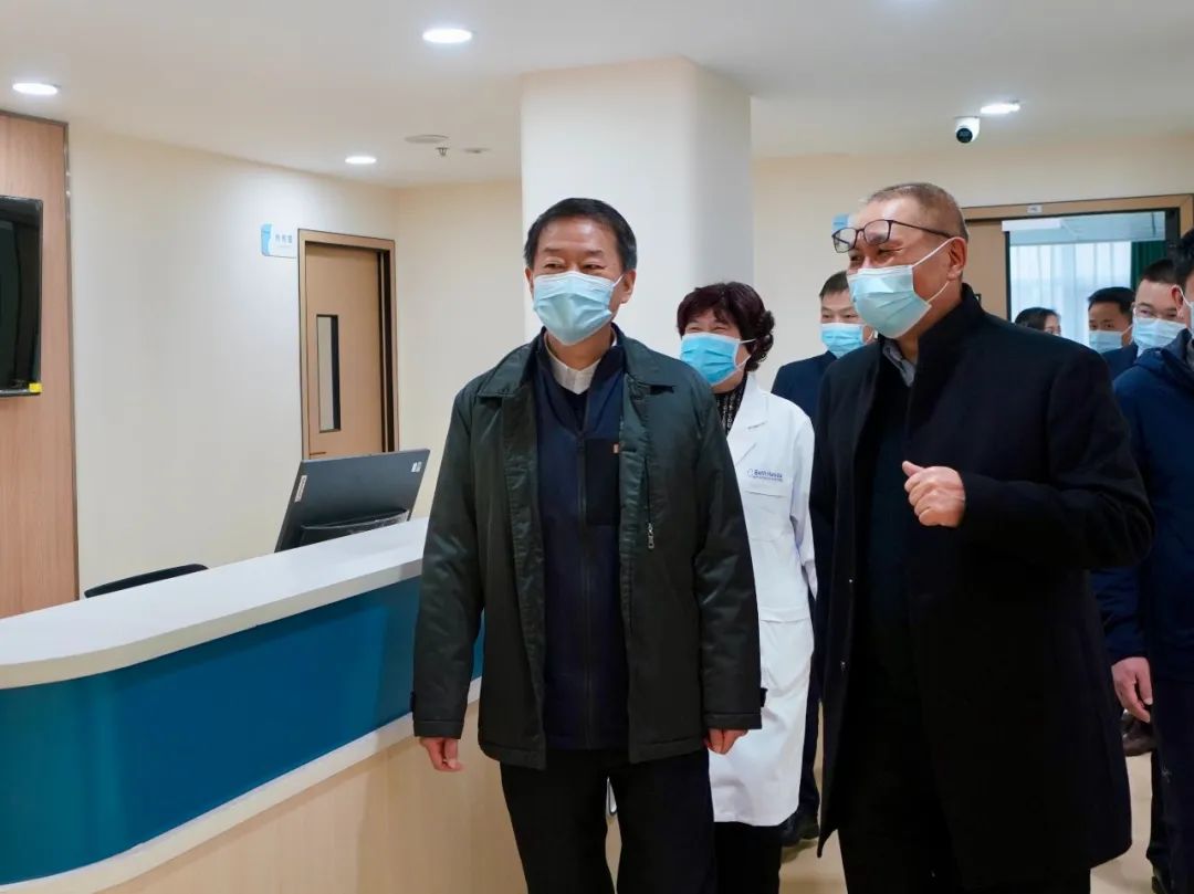 四川省立即博集团党委书记、董事长任丁率队赴锦弘集团调研