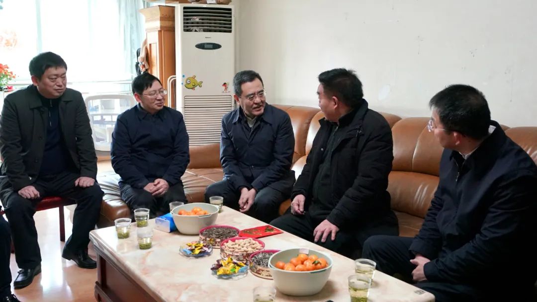 Ê¡¹ú×Êίµ³Î¯Êé¼Ç¡¢Ö÷ÈηëÎÄÉúµÈÏòµ¼×ß·ÃοÎÊÊ¡Á¢¼´²©¼¯ÍÅÀϵ³Ô±¡¢Àϸɲ¿