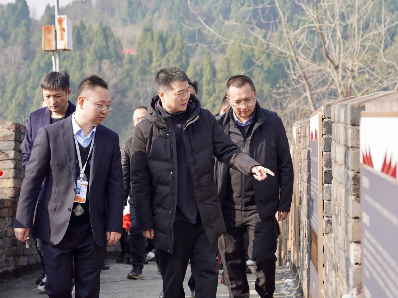 Ê¡Á¢¼´²©¼¯Íŵ³Î¯Êé¼Ç¡¢¶Ê³¤ÓÎÓ¼ì²é¶½µ¼´º½ÚÇå¾²Éú²úÊÂÇ鲢̽ÍûοÎʼáÊØ¸ÚλµÄÒ»Ï߸ɲ¿Ô±¹¤